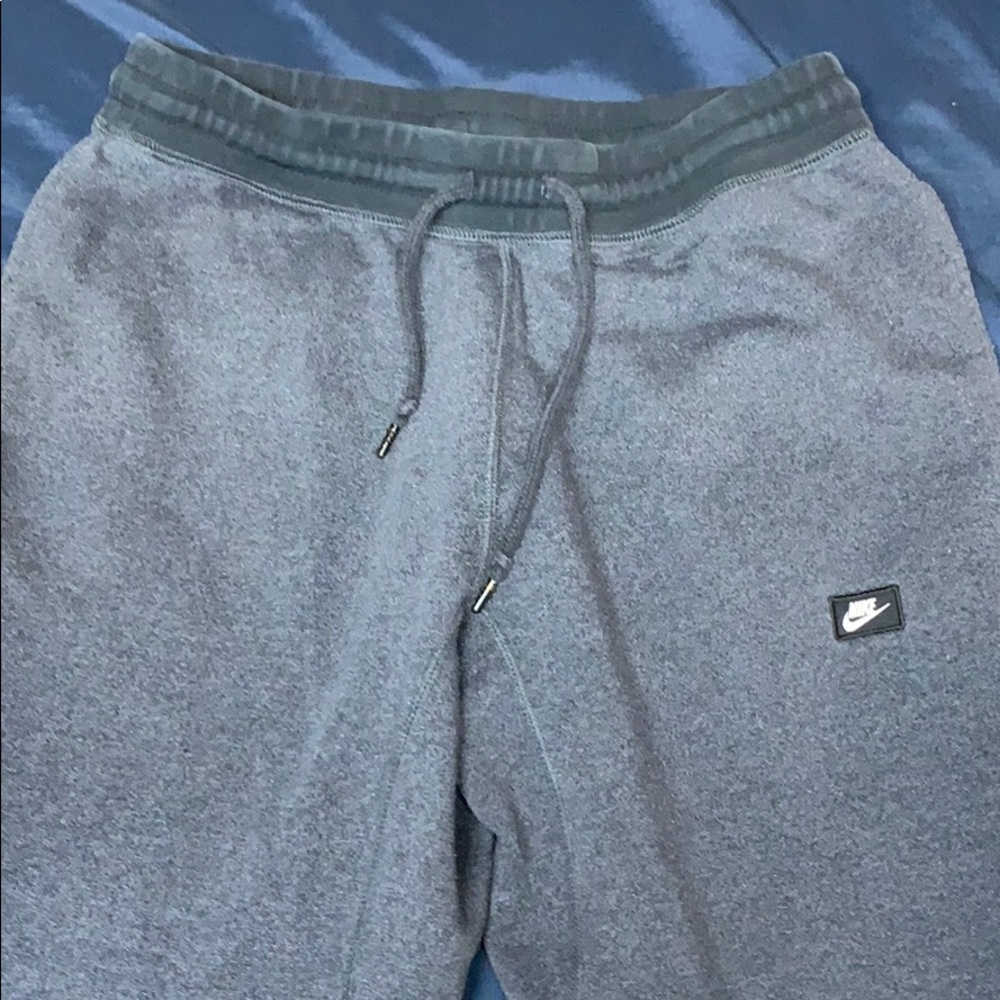 Nike dark grey sweat pants